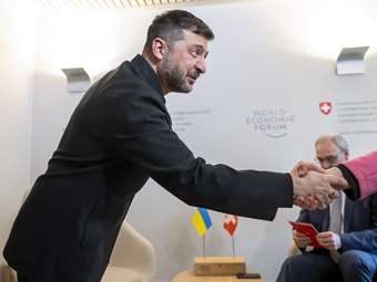 Ζελένσκι: Εξασφάλισα συμφωνίες για την αεράμυνα της Ουκρανίας στο Νταβός