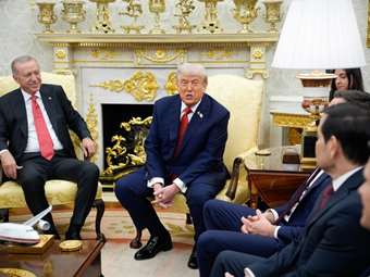 Η σκηνοθεσία πίσω από τη συνάντηση Τραμπ - Ερντογάν