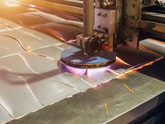 Σήμα κινδύνου εκπέμπει η χαλυβουργία