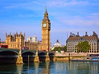 Βρετανία: Για 100η χρονιά η καμπάνα του Μπιγκ Μπεν θα χτυπήσει και σήμερα τα μεσάνυχτα για τον ερχομό του νέου έτους