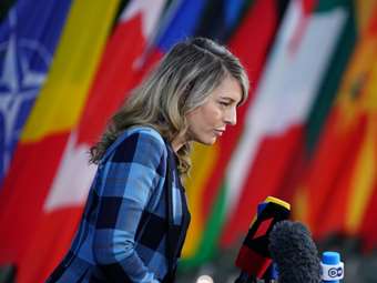 ΥΠΕΞ Καναδά: Η Κίνα πρέπει να συμβάλλει στην ασφάλεια του διάπλου της Ερυθράς Θάλασσας