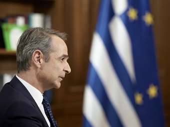Bloomberg: Ο Μητσοτάκης προχωρά σε φοροελαφρύνσεις, με δημοσιονομικό χώρο που "θα ζήλευαν άλλοι Ευρωπαίοι"
