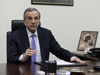 Συνεργάτες Αντ. Σαμαρά: Ως πρωθυπουργός ουδέποτε προέτρεψε τους βουλευτές σε "αποχή"