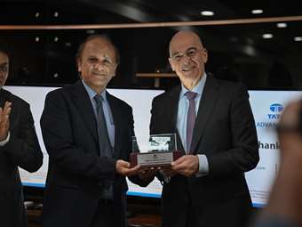 Συνάντηση Ν. Δένδια με τον ΥΠΑΜ της Ινδίας Ρ. Σινγκ - Συμφωνία σε θέματα αμυντικής βιομηχανίας