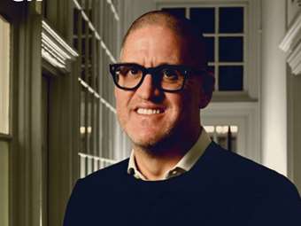 Μύκονος: Αυτός είναι ο δισεκατομμυριούχος που σώθηκε από τους γιατρούς του ΕΣΥ - Οι δικοί του γιατροί αρνήθηκαν να τον παραλάβουν