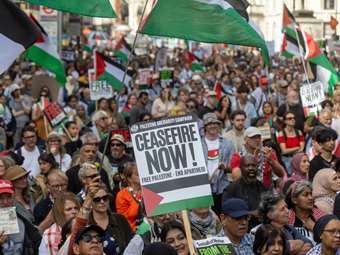 Βρετανία: Η αστυνομία προχώρησε σε 890 συλλήψεις κατά τη διαδήλωση υποστήριξης στην Palestine Action