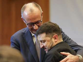 Μερτς για Ουκρανία: Με βάση τις εγγυήσεις ασφαλείας, δυτικά στρατεύματα θα μπορούν να απωθούν ρωσικές δυνάμεις