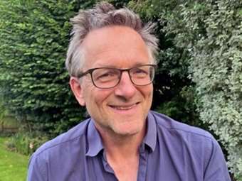 Θρίλερ στη Σύμη με την εξαφάνιση του διάσημου παρουσιαστή του BBC - Τα 4 βασικά σενάρια που εξετάζονται