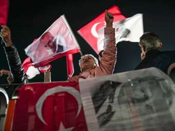 Η εκλογική επιτροπή της Τουρκίας επισημαίνει κινδύνους για την υποψηφιότητα του αντιπάλου του Ερντογάν