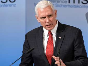 Η δίωξη Τραμπ στέλνει "κάκιστο μήνυμα" στον κόσμο αναφορικά με την αμερικανική Δικαιοσύνη, δηλώνει ο τέως αντιπρόεδρος Πενς