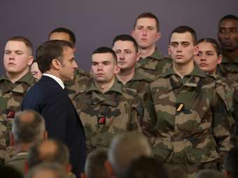 Η στρατολόγηση στην Ευρώπη δεν χρειάζεται πανικό αλλά σχεδιασμό