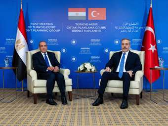 Συνάντηση των υπουργών Εξωτερικών Αιγύπτου και Τουρκίας στην Άγκυρα