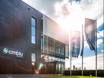 H Mercedes Benz παραγγέλνει την πρώτη οργανική μπαταρία από τη CMBlu Energy