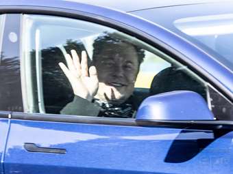 Υπό πίεση η Tesla - Δεύτερος γύρος περικοπών τιμών σε 24 ώρες