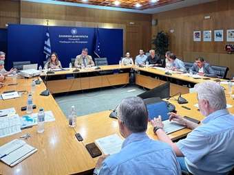 Σύσκεψη στο υπουργείο Υποδομών για τον εκσυγχρονισμό των μεταφορών του Δήμου Πειραιά