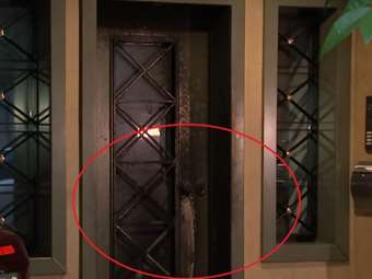 Επίθεση με γκαζάκια στην πολυκατοικία που διαμένει ο βουλευτής Μ. Χαρακόπουλος στα Πετράλωνα