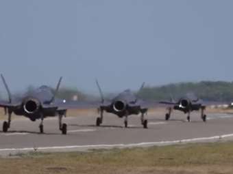 ΗΠΑ: Έστειλε "και άλλα" F-15 στη Μέση Ανατολή