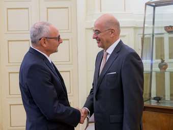 Συνάντηση Ν. Δένδια με τον πρέσβη του Ισραήλ