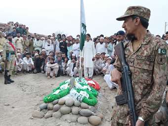 Πακιστάν: Δεκάδες ένοπλοι επιτέθηκαν σε τράπεζες στο Μπαλουτσιστάν