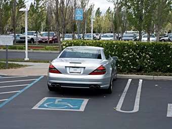 Το μυστήριο με την SL55 AMG του Steve Jobs-γιατί δεν είχε πινακίδες