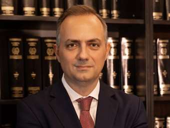 Περί δικηγορικών υπηρεσιών, ΦΠΑ και άλλων (κακο)δαιμονίων