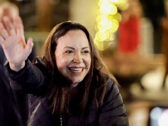 Η Ματσάδο λέει πως προσέφερε το Νόμπελ Ειρήνης στον Τραμπ