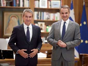 Στη ΝΔ προσχωρεί ο Αν. Λοβέρδος