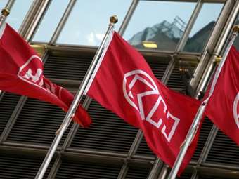 Πτώση μετοχών της CK Hutchison κατά 4% λόγω συμφωνίας για το λιμάνι του Παναμά