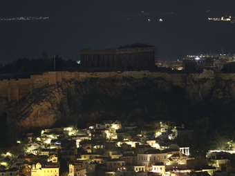 Η Ακρόπολη στο σκοτάδι για την "Ώρα της Γης"