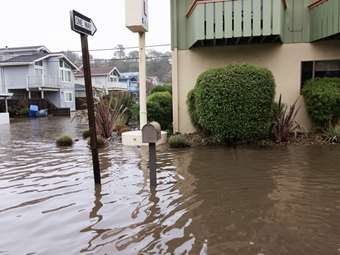 ΗΠΑ: Σε κατάσταση έκτακτης ανάγκης κυρήσσεται η Καλιφόρνια λόγω της κακοκαιρίας