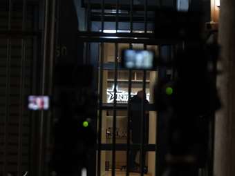 Τέμπη: Έφοδος της ΕΛΑΣ στην εταιρεία που κατέθεσε τα νέα βίντεο για την τραγωδία