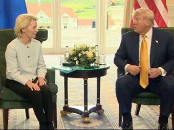 ΕΕ - ΗΠΑ: Κοινή δήλωση επισφραγίζει την πρόσφατη εμπορική συμφωνία - Ανώτατο όριο δασμών στο 15%