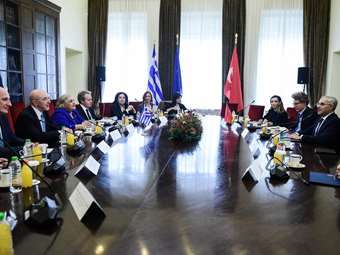 Άγκυρα: Συνάντηση υφ. Εξωτερικών Αλ. Παπαδοπούλου με τον Τούρκο ομόλογό της – Τι συζητήθηκε