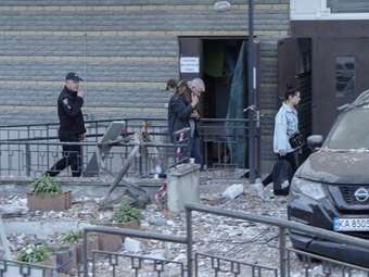 Εκρήξεις ακούστηκαν λίγο μετά τα μεσάνυχτα στο Κίεβο, αναφορές για ρωσικές επιθέσεις με drones