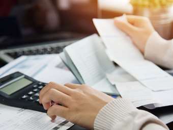 Τελευταία ευκαιρία για 40.000 επιχειρήσεις που δεν έχουν υποβάλει τα δικαιολογητικά της επιστρεπτέας