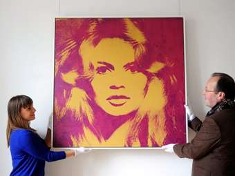 Γαλλία: Το τέλος ενός μύθου - Πέθανε η Μπριζίτ Μπαρντό