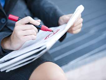 ΔΥΠΑ: Μειώθηκαν κατά 10,8% οι εγγεγραμμένοι άνεργοι τον Απρίλιο του 2024 σε σχέση με τον προηγούμενο μήνα