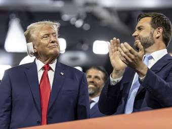 Τζέι Ντι Βανς: Το δεξί χέρι του Τραμπ