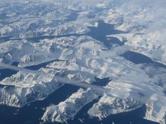 Η Γροιλανδία ψηφίζει με το βλέμμα στον Τραμπ