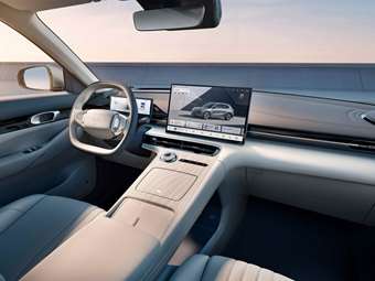 Geely: Παρουσιάζει το πρώτο στον κόσμο Ολοκληρωμένο Σύστημα ΑΙ για έξυπνα οχήματα