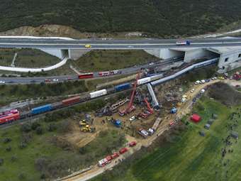 "Κλειδώνει" για Φεβρουάριο ή Μάρτιο η δίκη για τα Τέμπη- 30 μεταφραστές κάνουν αγώνα δρόμου για τη δικογραφία