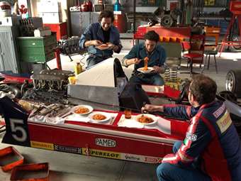 F1: Αυτός είναι ο αληθινός σεφ της Barilla-πώς μάζευε όλους τους οδηγούς γύρω απο ένα τραπέζι