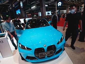 BMW: Σε χαμηλό πενταετίας τα κέρδη α' τριμήνου, κυρίως λόγω πτώσης στην Κίνα