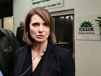 Μπατζελή:  Δεν υπάρχουν εσωτερικοί εχθροί στο ΠΑΣΟΚ - Με στεναχώρησε η απόφαση