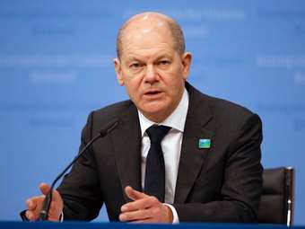 Σολτς: Αναξιόπιστος ο Μερτς - Κίνδυνος συνεργασίας με την ακροδεξιά