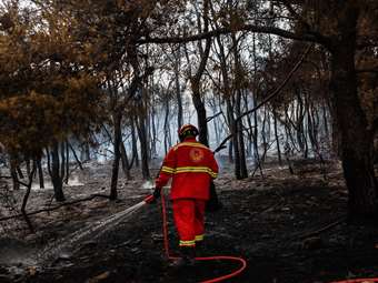 Πυρκαγιά στα Γλυκά Νερά: Κατηγορούμενος για εμπρησμό σε βαθμό πλημμελήματος ο 35χρονος που συνελήφθη