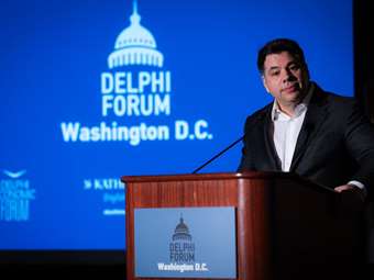 Οι γερουσιαστές Cory Booker και Jerry Moran για τις επισκέψεις τους σε Ελλάδα και Κύπρο