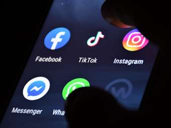 Κομισιόν: Facebook, Instagram και TikTok παραβιάζουν την ενωσιακή νομοθεσία περί διαφάνειας