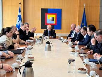 Συνάντηση εκπροσώπων αγροτών με Κ. Τσιάρα και Κ. Χατζηδάκη για ζητήματα ΑΤΑΚ και ΚΑΕΚ