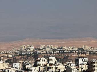 Ισραήλ: Ο στρατός απειλεί με κατεδάφιση 25 πολυκατοικίες μέσα σε προσφυγικό καταυλισμό στη Δυτική Όχθη